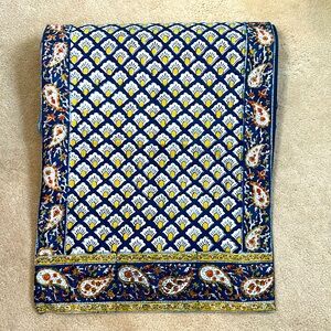 Willliams Sonoma Table Runnerr